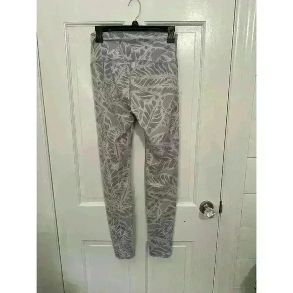 Alo Grey Palm Full Length leggings EUC size M - Picture 4 of 5